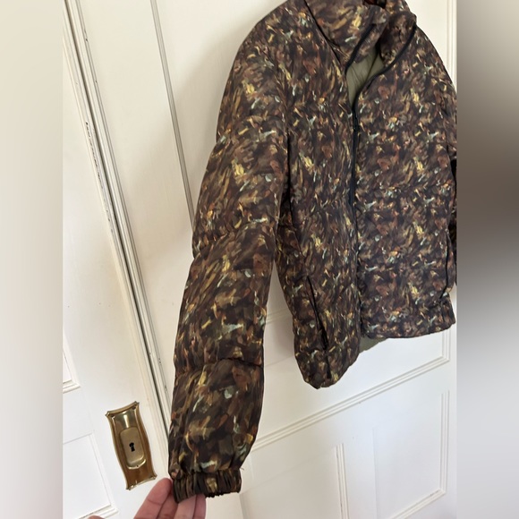 Zara Women’s Camouflage Puffer Jacket Coat Size Small - Picture 3 of 12